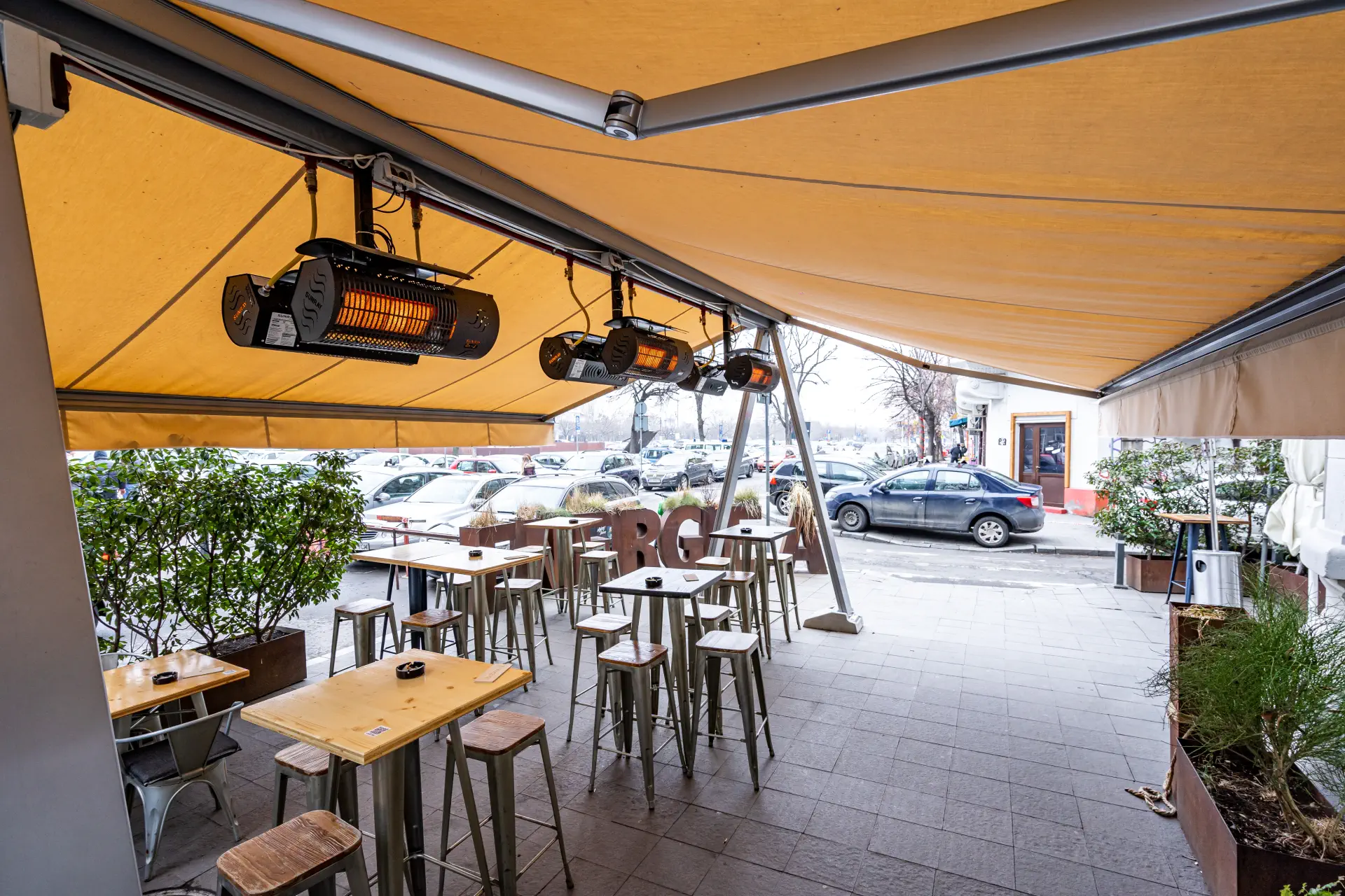 incalzitor terasa pe gaz tip panou ceramic